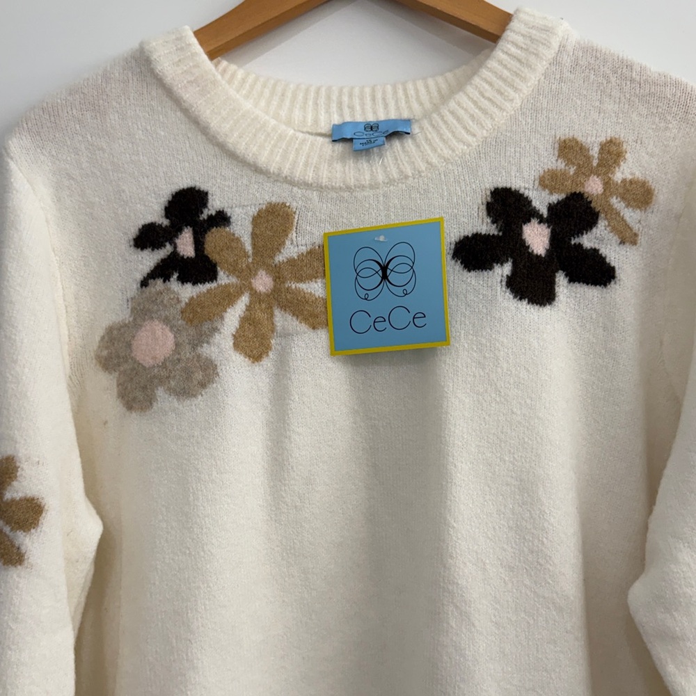 CeCe Cream Floral Sweater - Picture 4 of 5